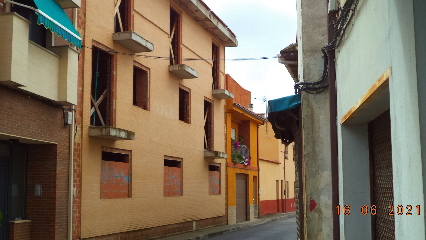 Fachada Edificio Calle Mieres