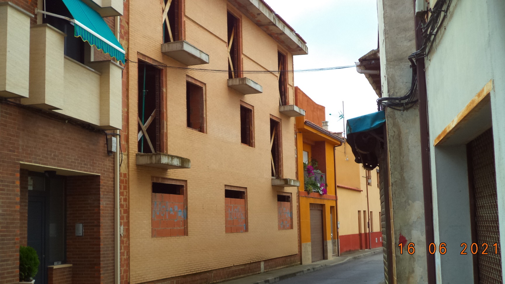 Fachada Edificio Calle Mieres